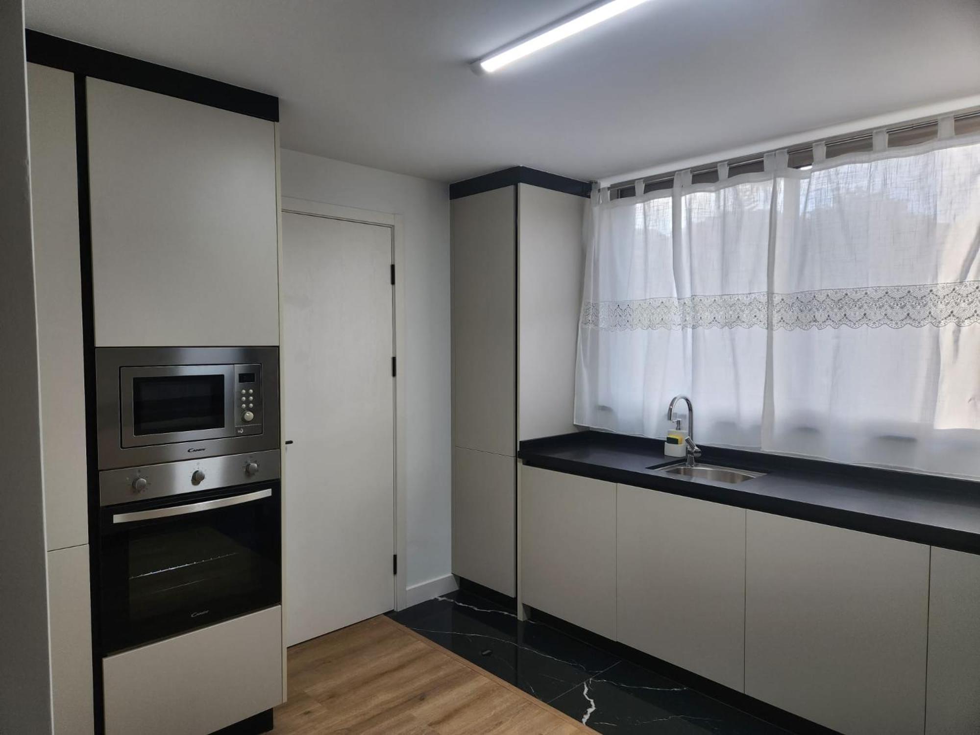 Апартаменты Vista Mar - Ac, Parking And Pool Фуншал Экстерьер фото